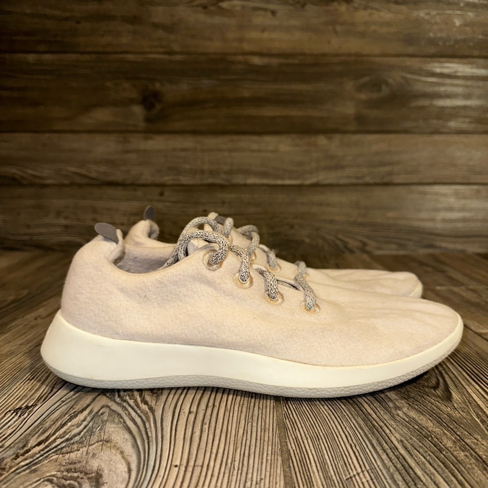 Allbirds Merino Wool Shoes in Soft Beige Odor Minimize Supportive Size 10